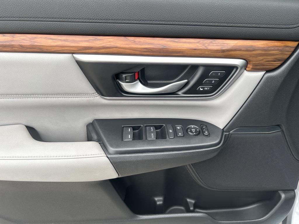 used 2022 Honda CR-V car, priced at $25,800