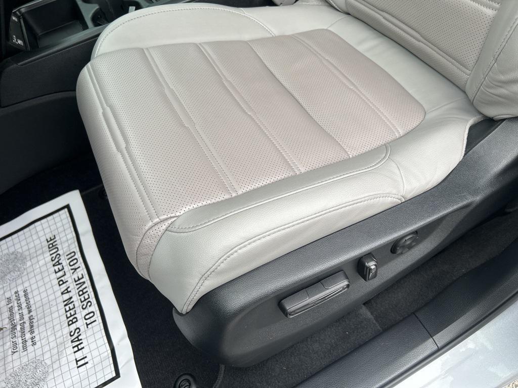 used 2022 Honda CR-V car, priced at $25,800