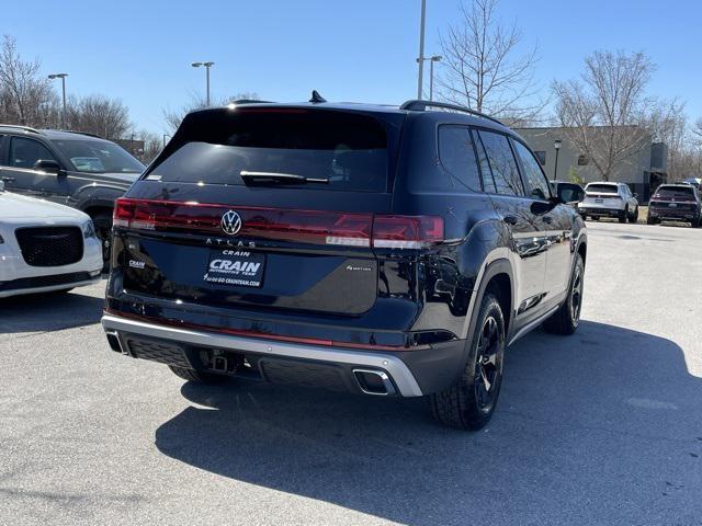 new 2025 Volkswagen Atlas car, priced at $43,904