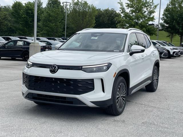 new 2025 Volkswagen Tiguan car, priced at $31,515