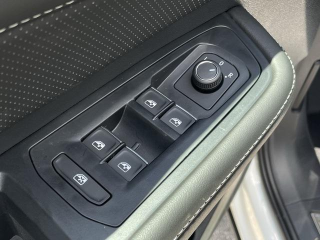 new 2025 Volkswagen Atlas car, priced at $46,041