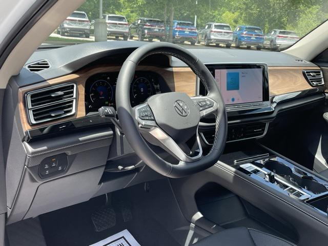 new 2025 Volkswagen Atlas car, priced at $46,041