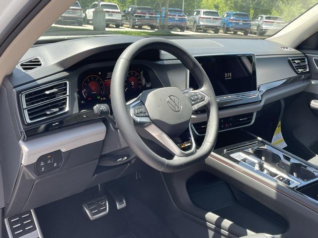 new 2025 Volkswagen Atlas car, priced at $42,154