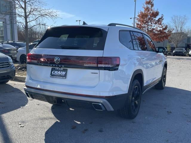 new 2025 Volkswagen Atlas car, priced at $48,002