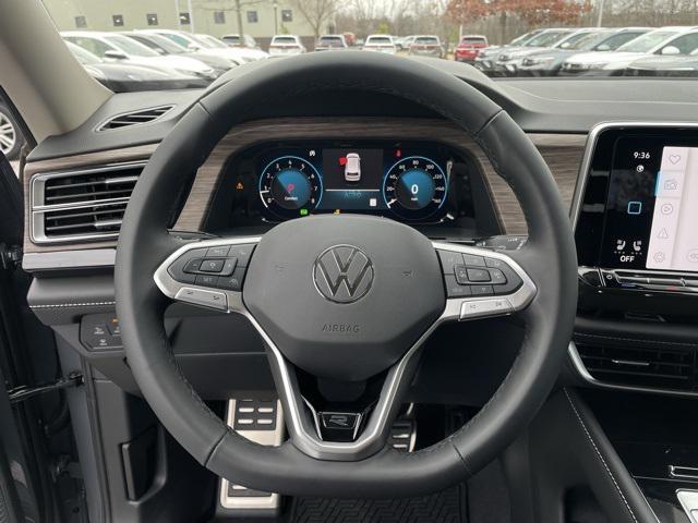 new 2025 Volkswagen Atlas car, priced at $54,348