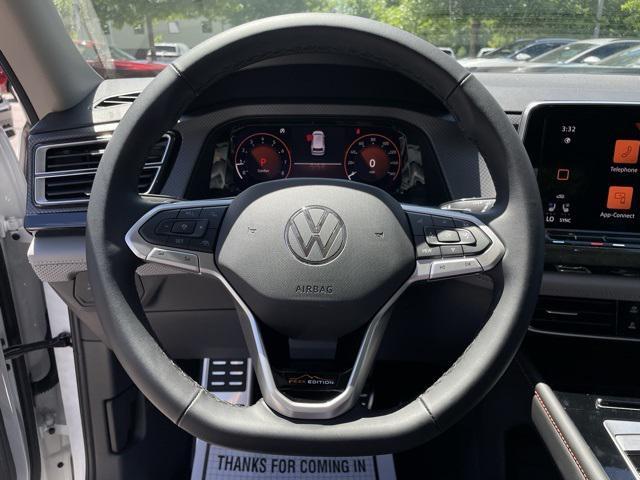 new 2025 Volkswagen Atlas car, priced at $46,852