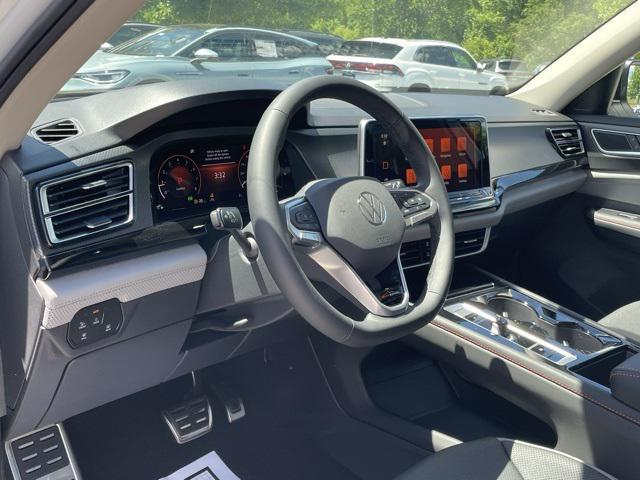new 2025 Volkswagen Atlas car, priced at $46,852