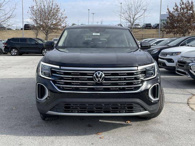 new 2025 Volkswagen Atlas car, priced at $49,072