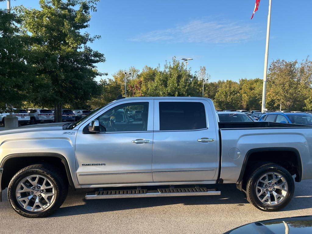 used 2018 GMC Sierra 1500 car, priced at $33,113