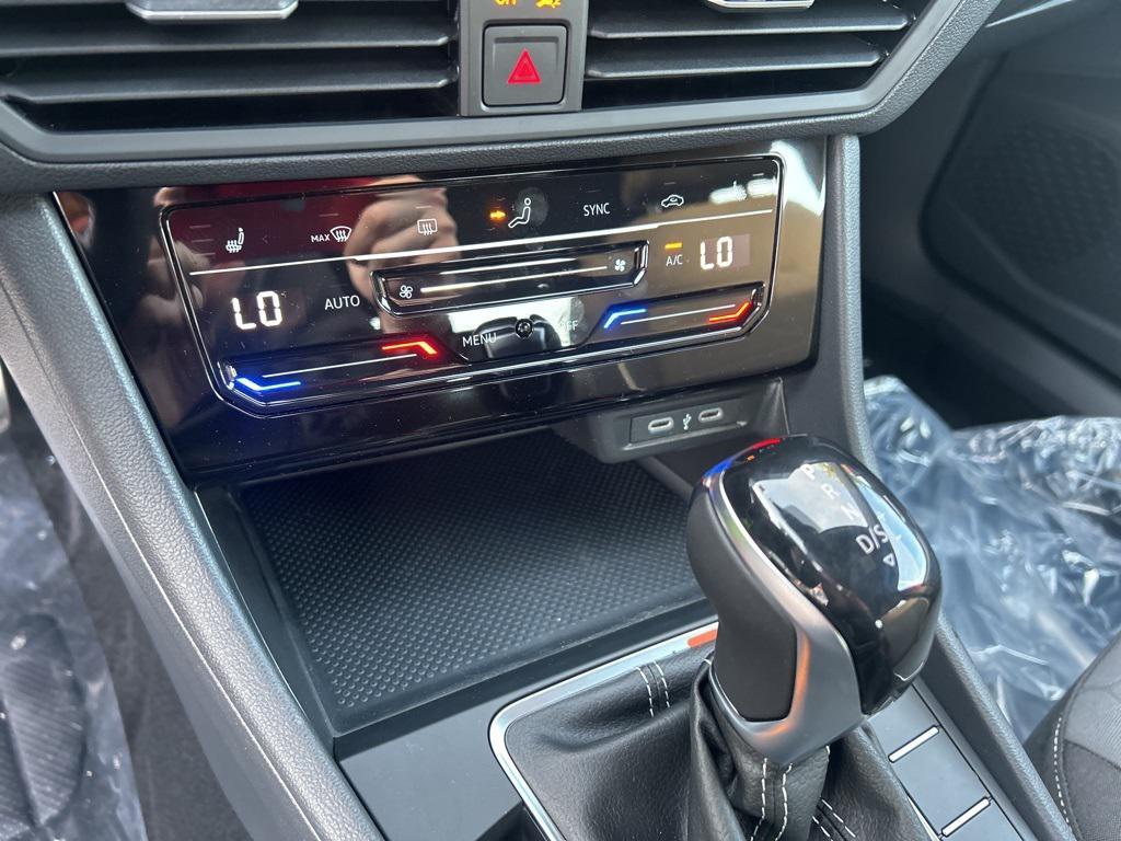 new 2026 Volkswagen Jetta car, priced at $27,001