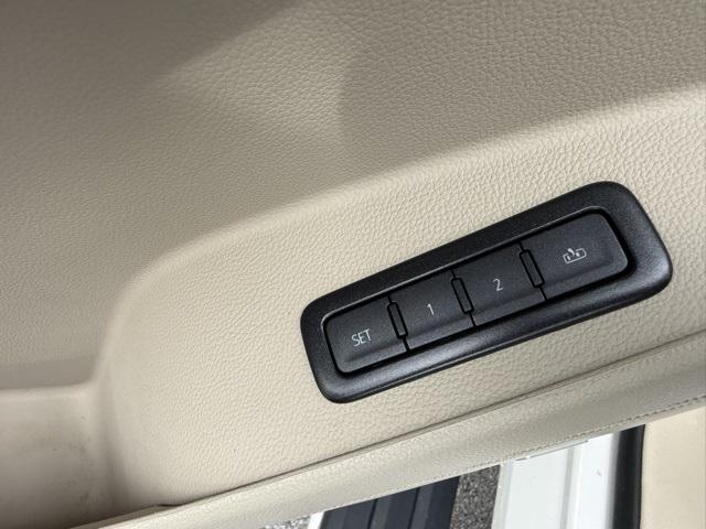 used 2020 GMC Yukon car, priced at $37,474
