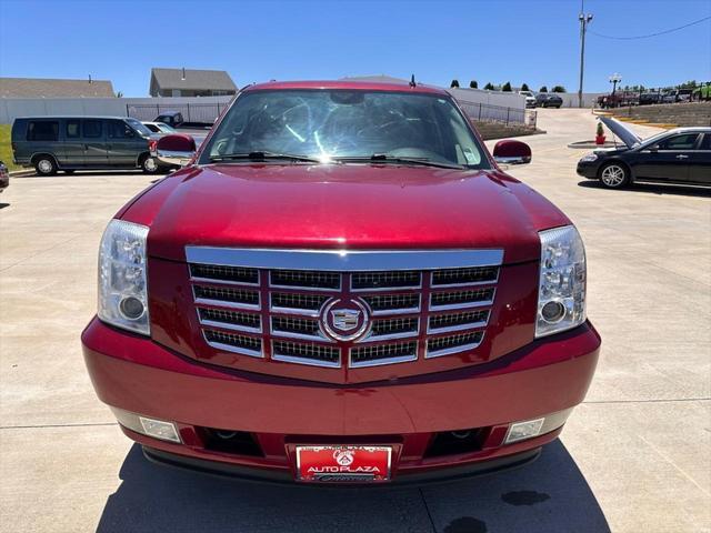 used 2010 Cadillac Escalade car, priced at $17,452