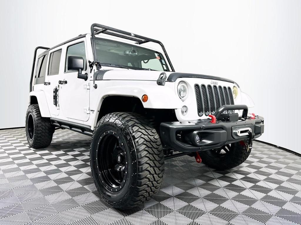 used 2015 Jeep Wrangler Unlimited car, priced at $19,995