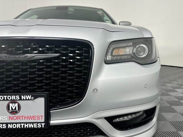 used 2022 Chrysler 300 car, priced at $25,995