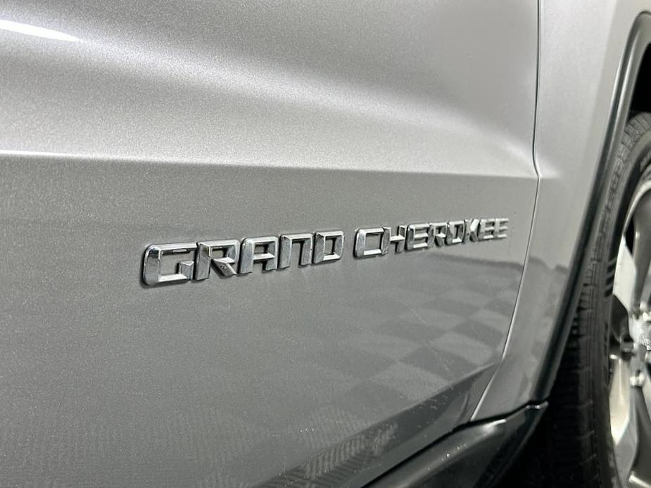 used 2015 Jeep Grand Cherokee car, priced at $15,995