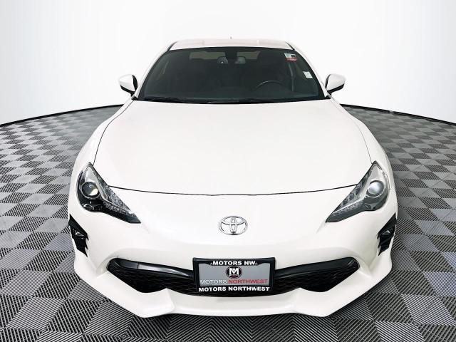 used 2020 Toyota 86 car, priced at $30,995