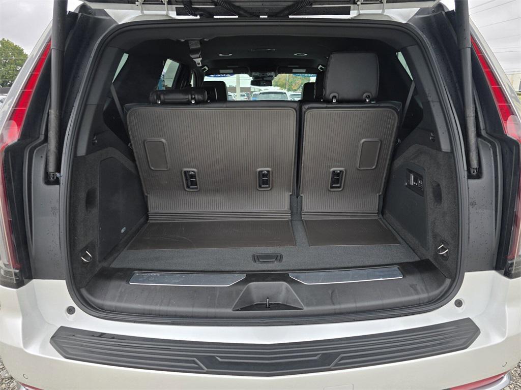 used 2024 Cadillac Escalade car, priced at $75,545