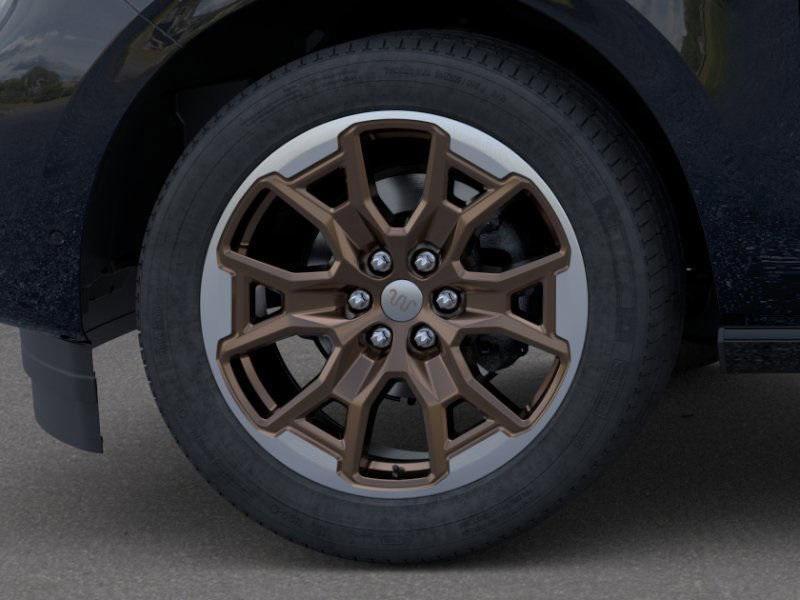 new 2025 Ford Expedition car, priced at $86,170
