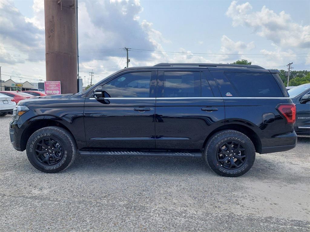 used 2024 Ford Expedition car, priced at $68,948