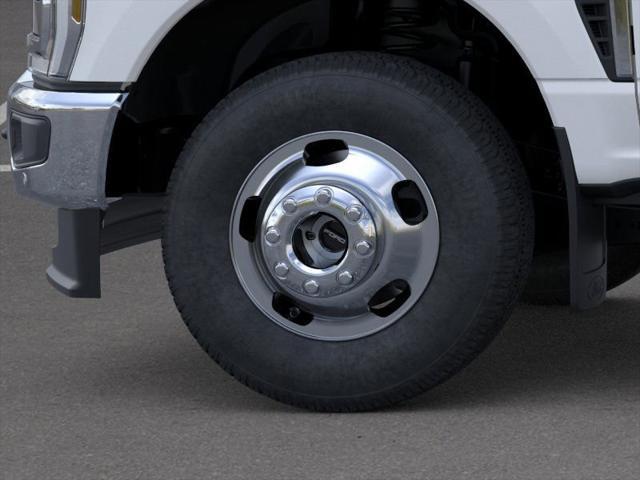 new 2025 Ford F-350 car, priced at $81,990