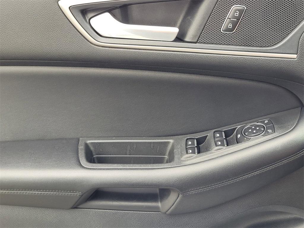 used 2022 Ford Edge car, priced at $27,220