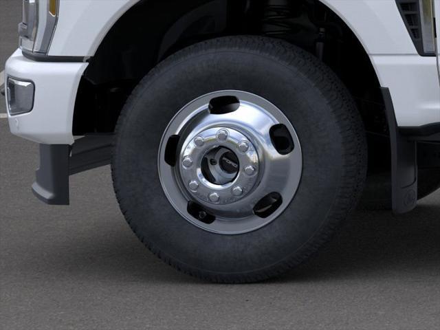 new 2025 Ford F-350 car, priced at $108,905