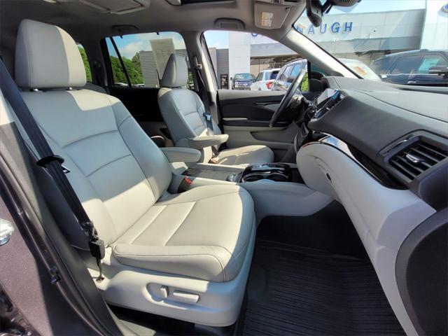 used 2022 Honda Pilot car, priced at $37,104