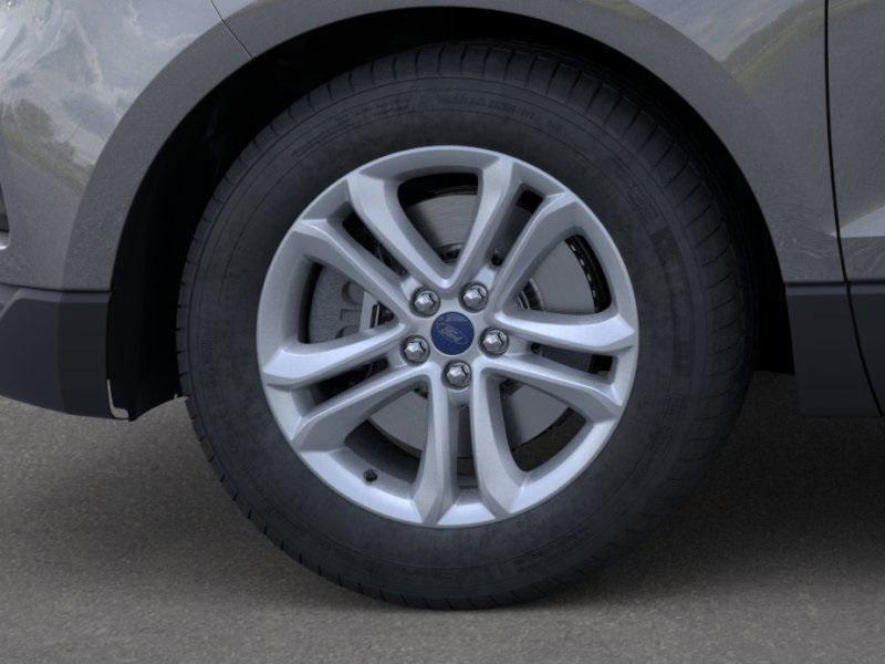 new 2024 Ford Edge car, priced at $38,555
