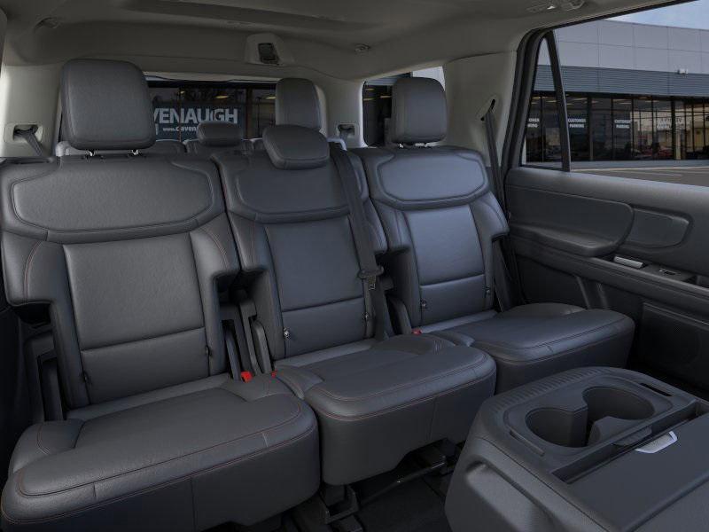 new 2025 Ford Expedition car, priced at $70,675
