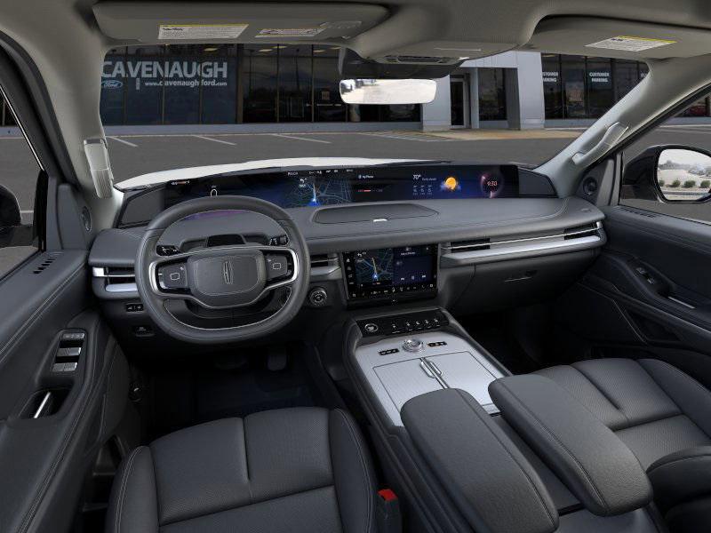 new 2025 Lincoln Navigator car