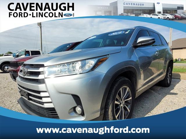 used 2019 Toyota Highlander car, priced at $26,110
