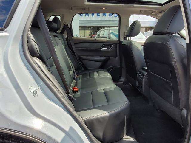 used 2021 Nissan Rogue car, priced at $24,403