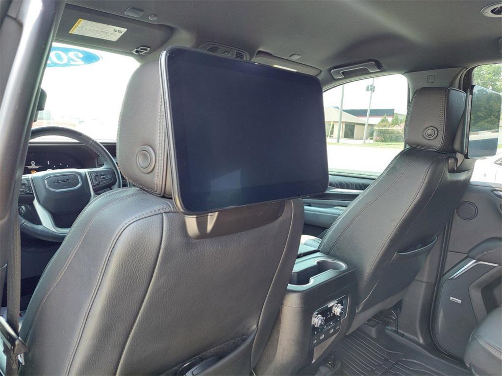 used 2024 GMC Yukon car, priced at $72,064