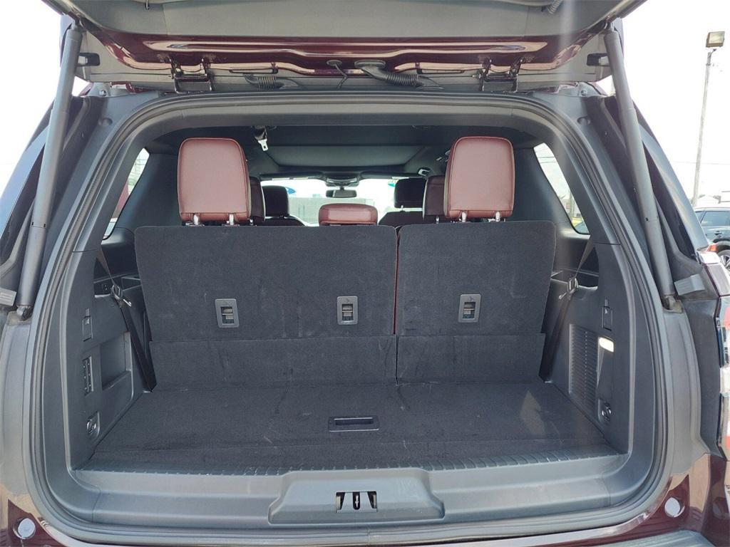 used 2024 Ford Expedition car, priced at $56,899