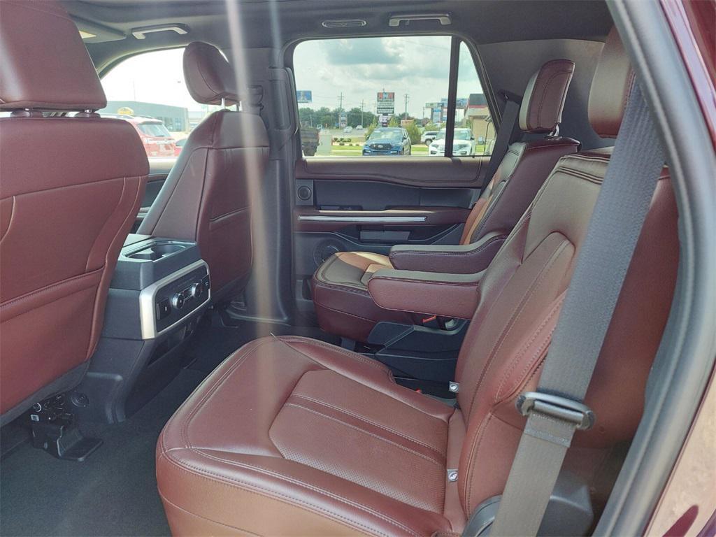 used 2024 Ford Expedition car, priced at $56,899