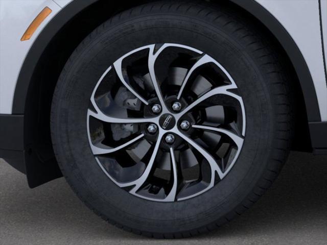 new 2025 Lincoln Nautilus car