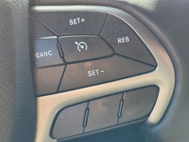 used 2021 Jeep Grand Cherokee car, priced at $31,814