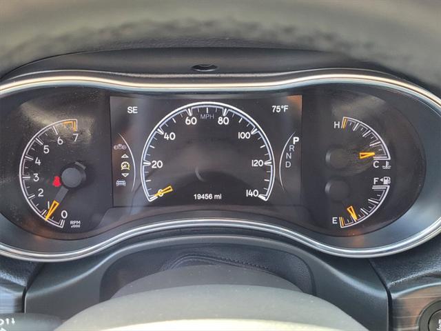 used 2021 Jeep Grand Cherokee car, priced at $31,814