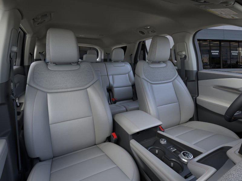 new 2025 Ford Explorer car, priced at $40,720