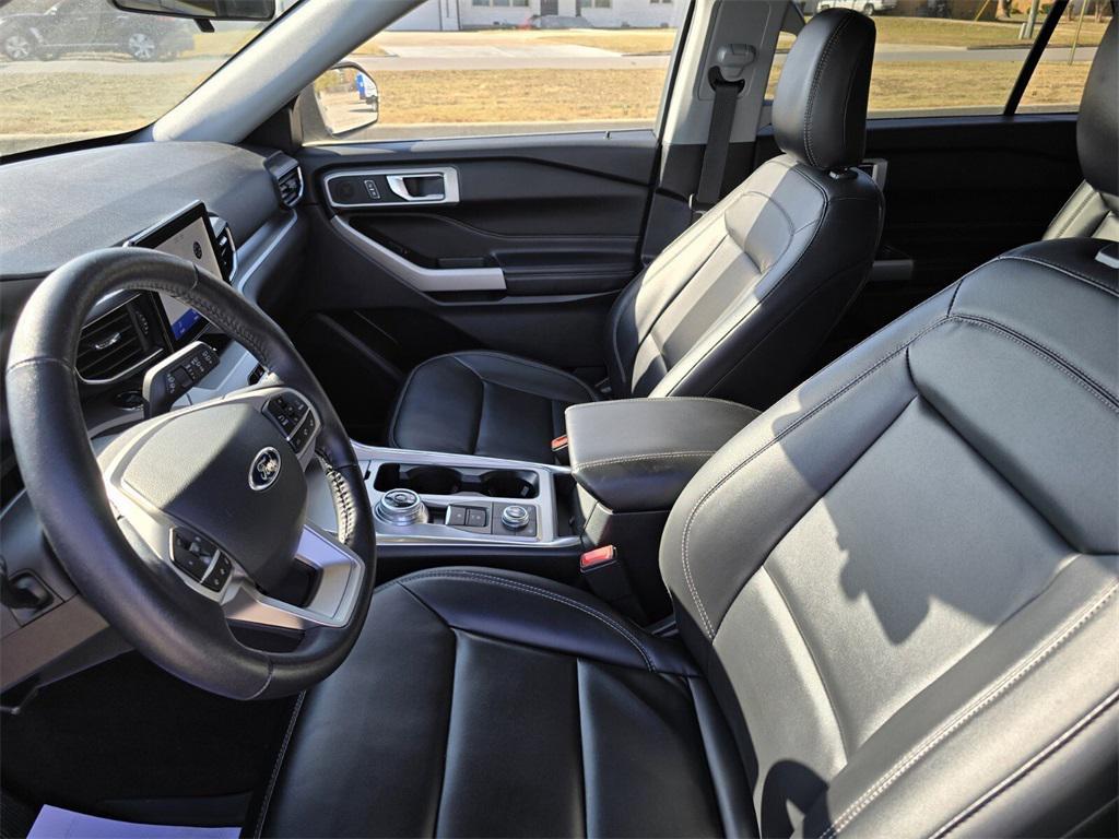 used 2022 Ford Explorer car, priced at $29,988