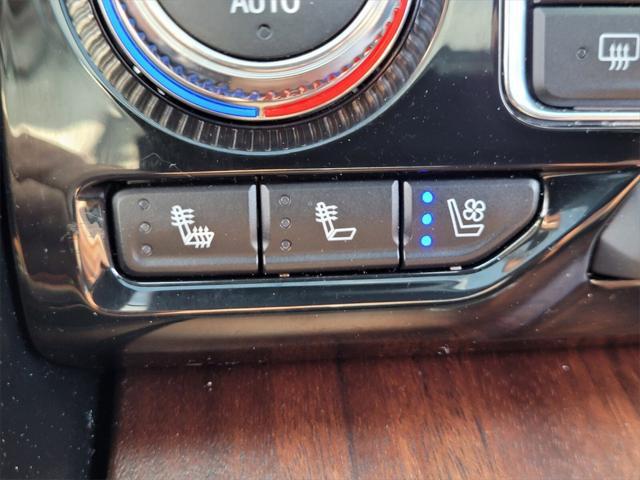used 2024 GMC Yukon XL car