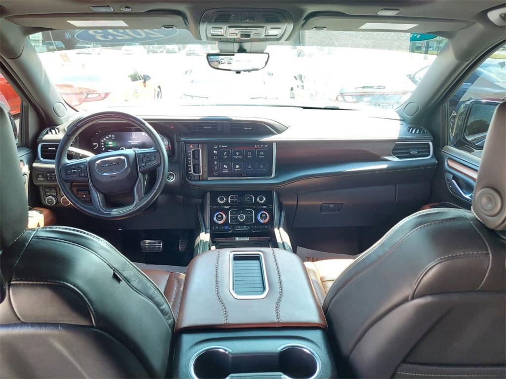 used 2023 GMC Yukon XL car, priced at $72,889