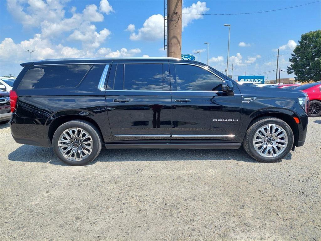 used 2023 GMC Yukon XL car, priced at $72,889