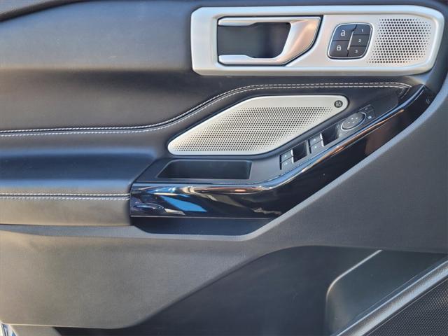 used 2022 Ford Explorer car
