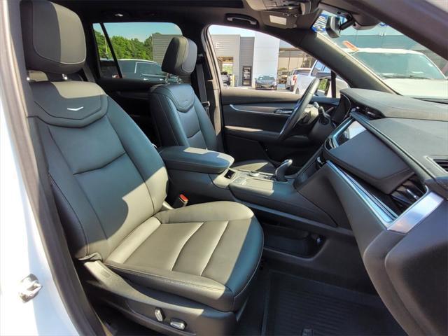 used 2024 Cadillac XT6 car, priced at $41,174