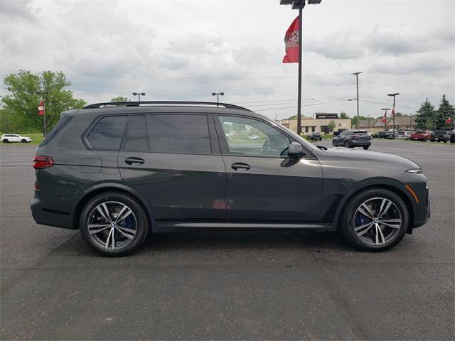 new 2026 BMW X7 car, priced at $100,375
