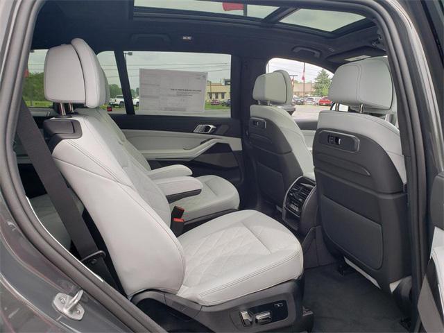 new 2026 BMW X7 car, priced at $100,375
