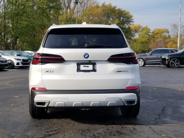 new 2025 BMW X5 PHEV car, priced at $79,740