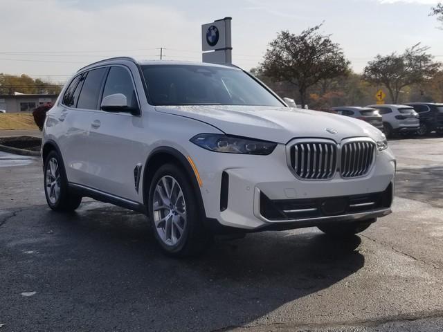 new 2025 BMW X5 PHEV car, priced at $79,740