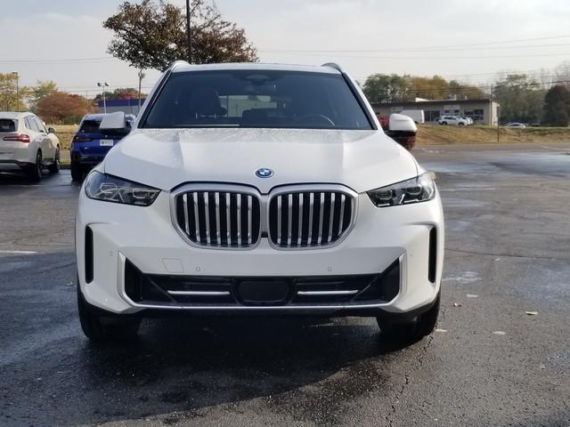 new 2025 BMW X5 PHEV car, priced at $79,740